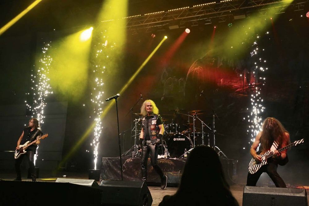 BANG YOUR HEAD 2019: Bei Skid Row an der Laterne