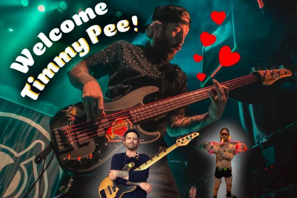 Timmy Pee ersetzt Eddie Dragon am Bass