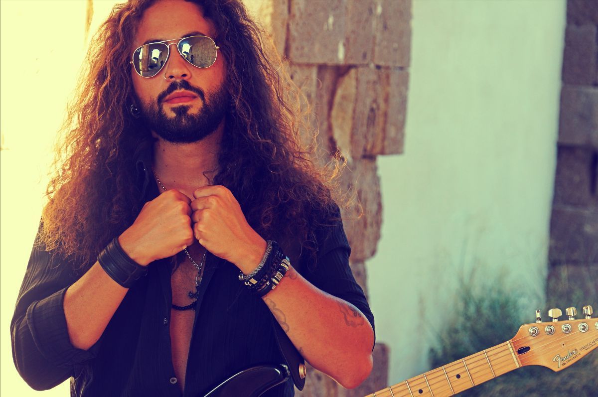 Francesco Marras als neuer Gitarrist vorgestellt
