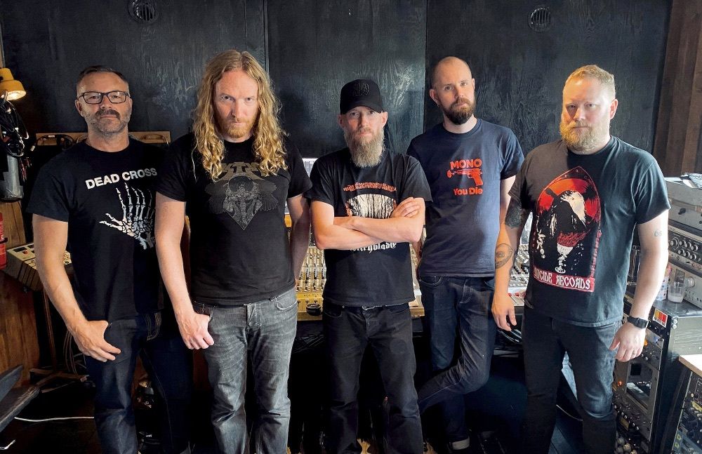 Death-Metal-Supergroup streamt 'Fields Of The Undying'