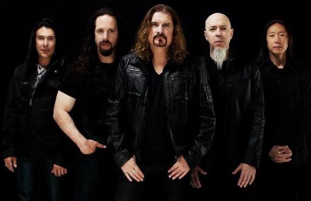 Dream Theater feiern Video-Premiere zu 'The Looking Glass'
