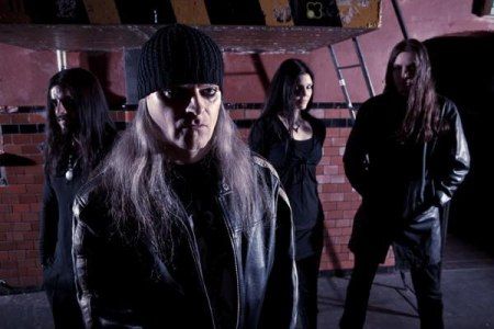 Triptykon spielen Hellhammer-Klassiker live