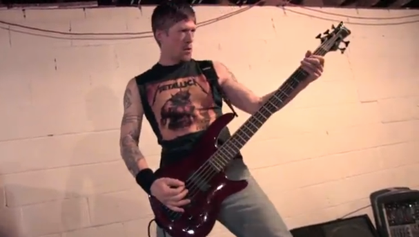 Machine Head präsentieren neuen Bassisten Jared MacEachern