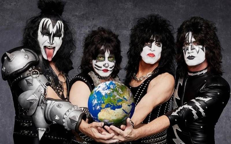 Kiss: Gene Simmons kündigt dreijährige Welttournee an