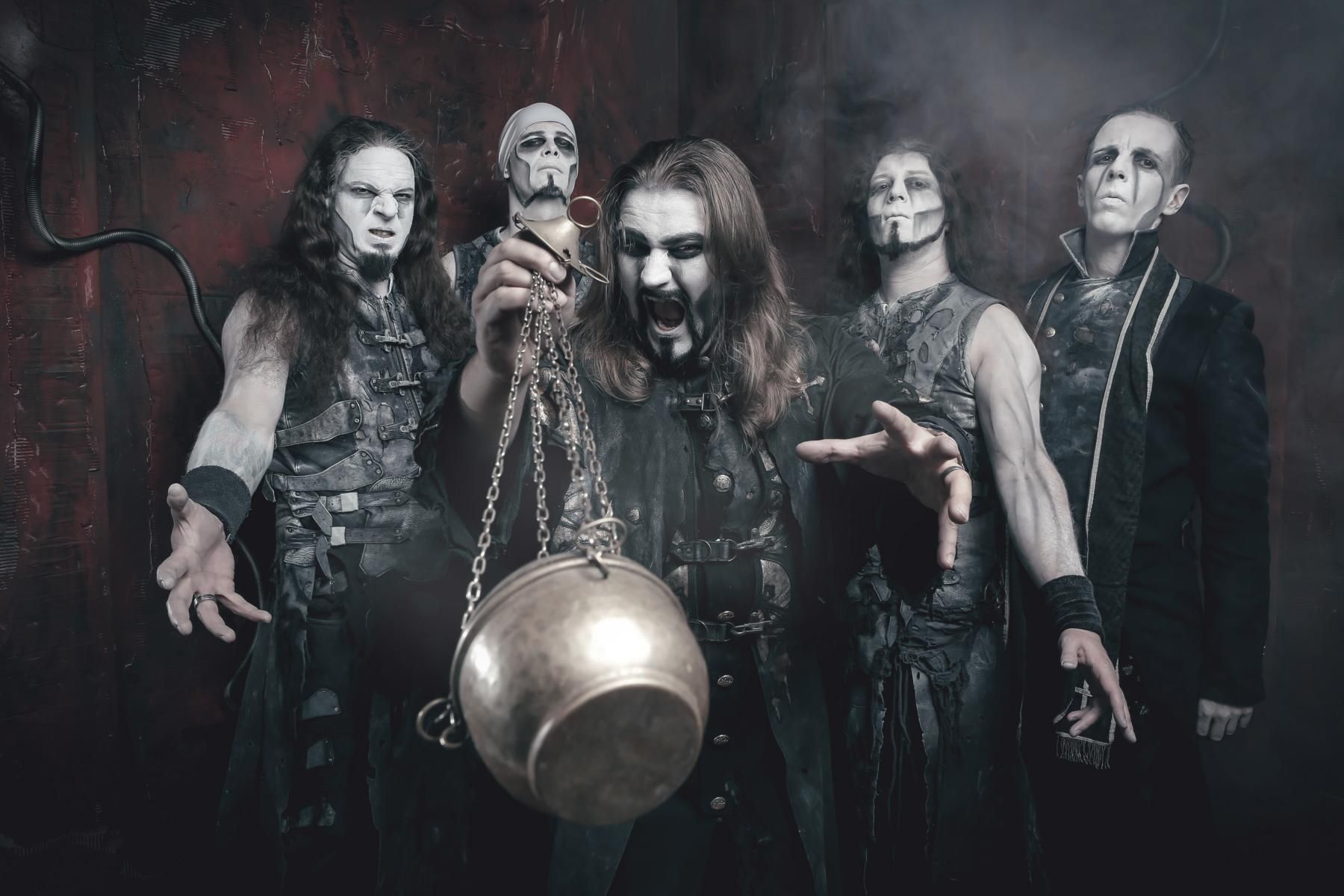 Powerwolf stürmen mit "The Metal Mass Live" die deutschen Charts