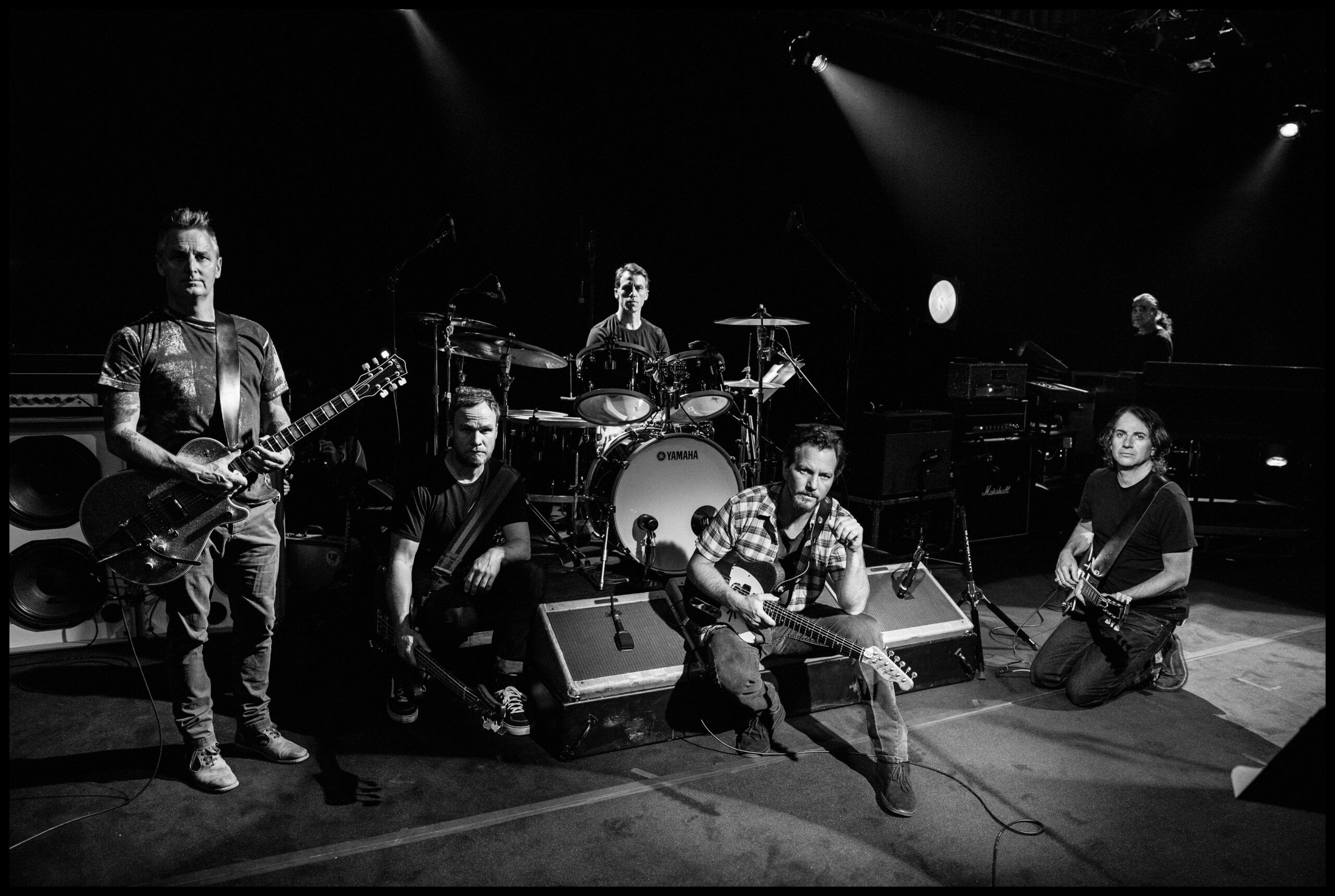 Pearl Jam nehmen mit 'Obey The Law Of The Heart' ersten neuen Song seit 2013 auf