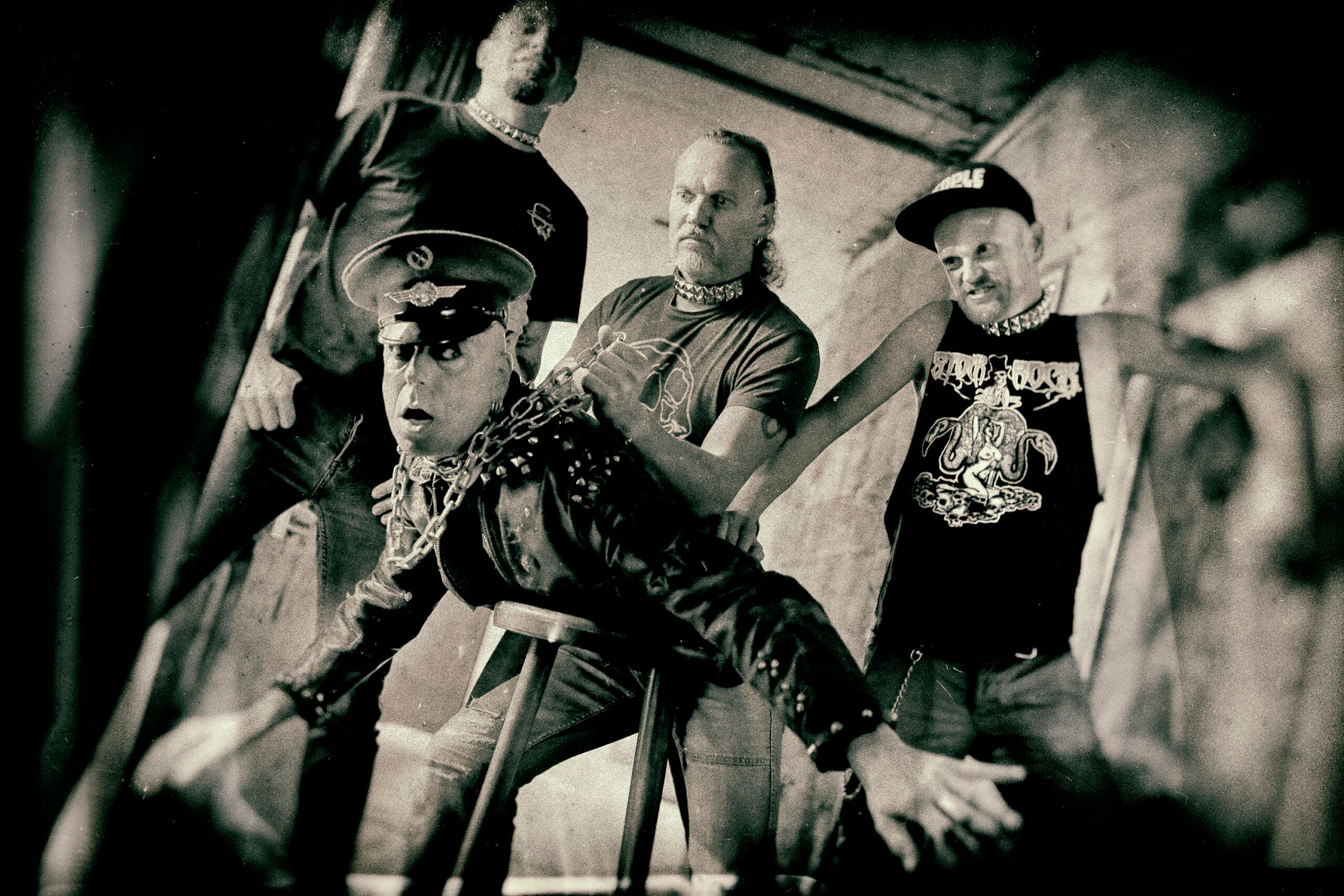 The Idiots: "Schweineköter"-Albumaufnahmen und Tour mit Suicidal Tendencies