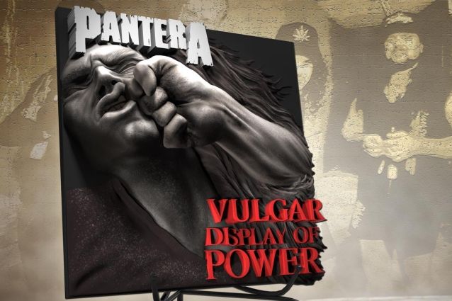 "Vulgar Display Of Power"-Cover als 3D-Vinyl erhältlich