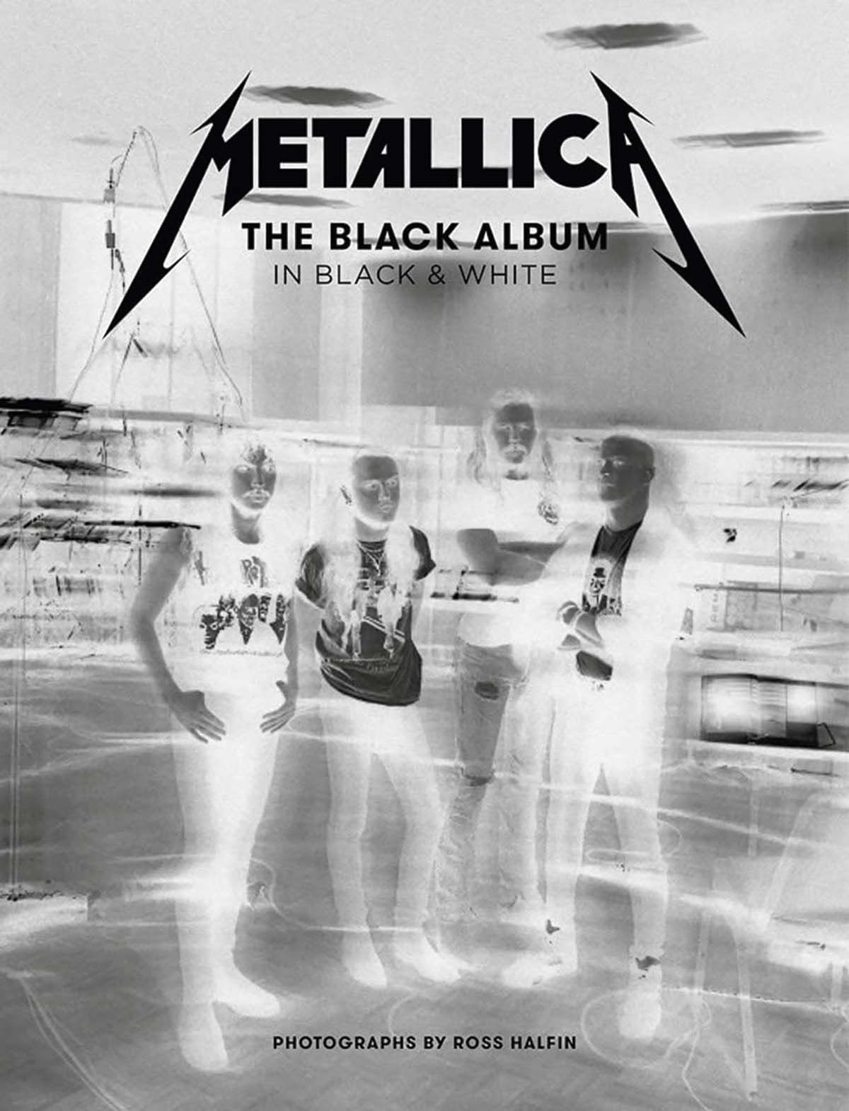 Metallica - Metallica: The Black Album in Black & White