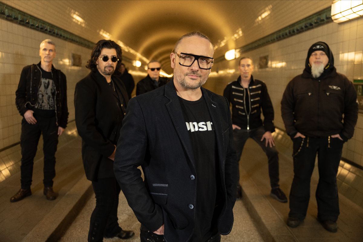 Skyline: 'Human Monster'-Video ist online - RockHard