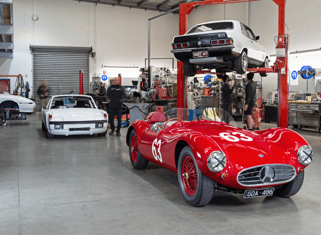 TR Ausca in workshop