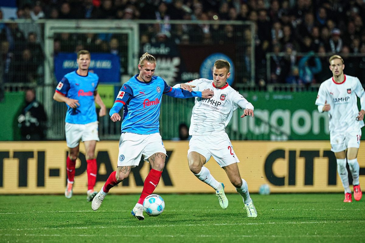 FCH twice on Sundays: DFL sets kick-off times for Bundesliga match days 25 ...