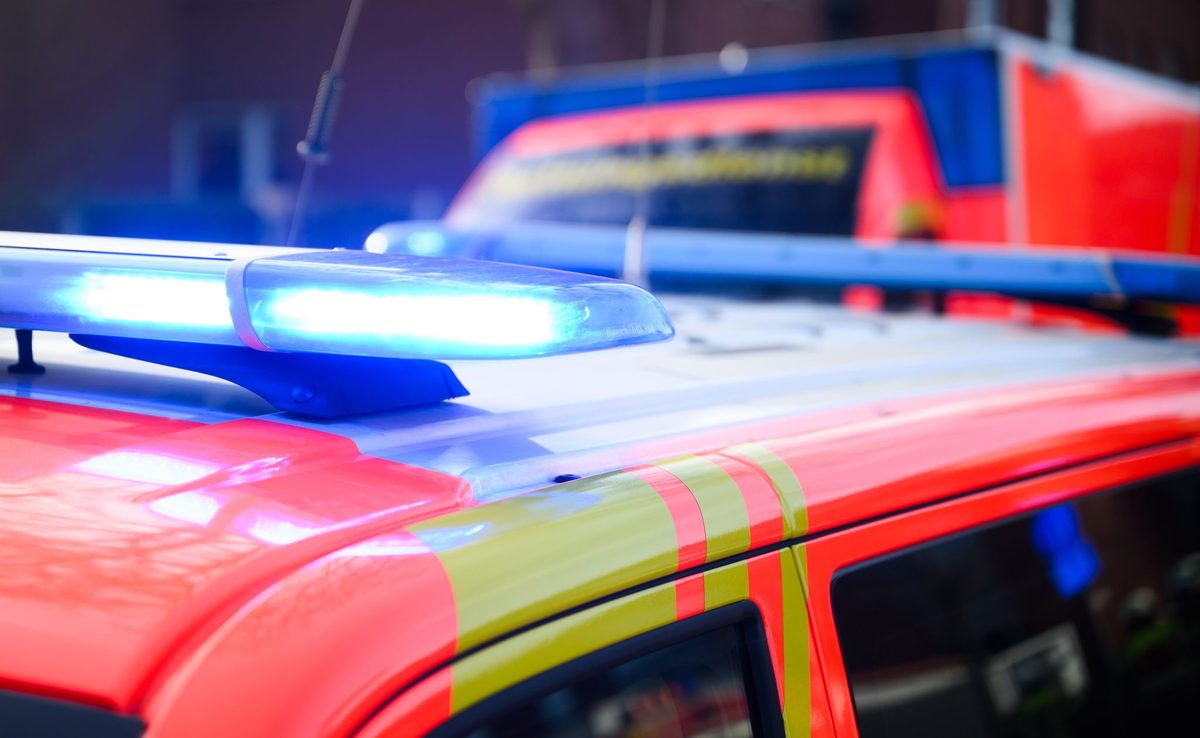 Car driver fatally injured in head-on collision with truck near Crailsheim