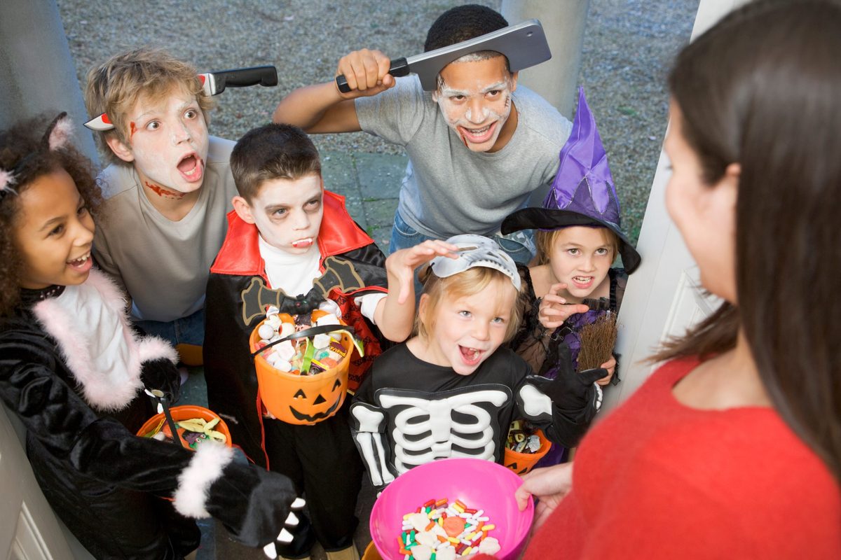 Halloween mit klaren Regeln: Diese Tipps hat die Polizei für Eltern ...