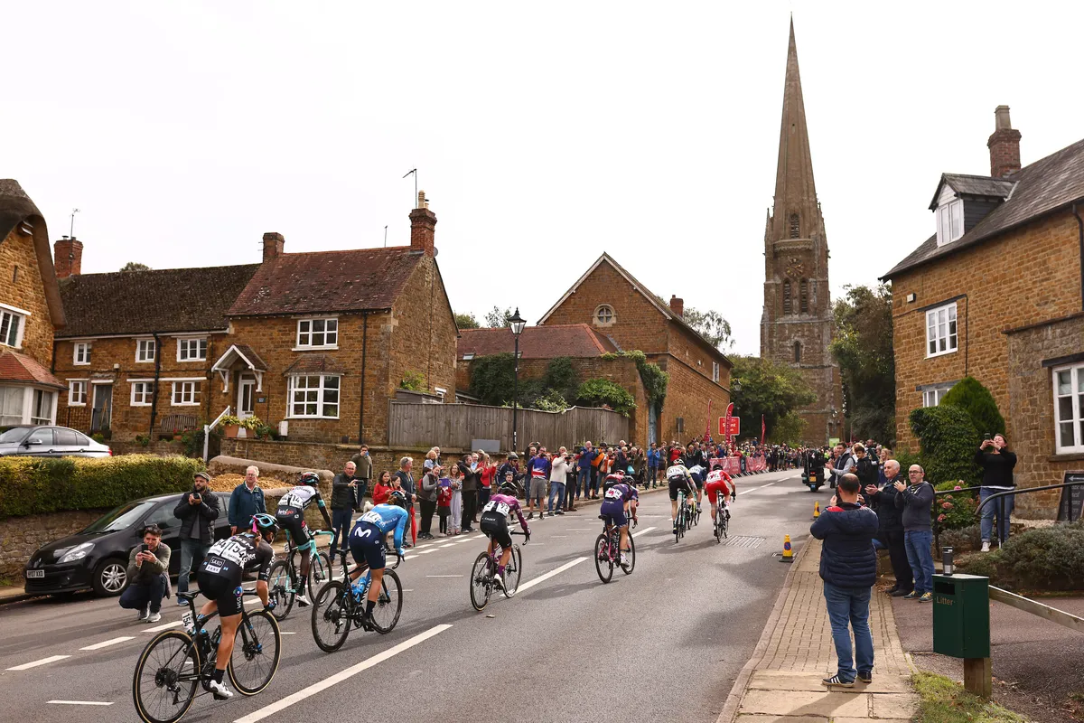 A chase group rides through Banbury in the 2021 AJ Bell Women's Tour of Britain.