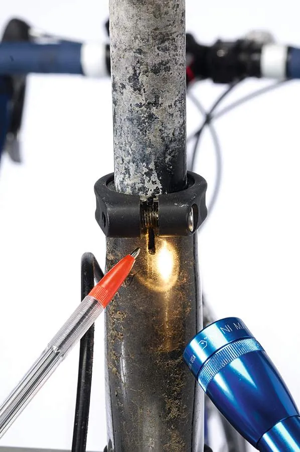 Checking carbon seatpost for damage