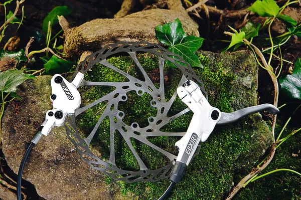 Avid Elixir 5 brake