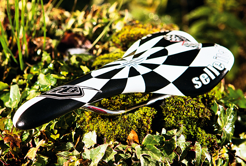 Selle Italia SLR Check-It saddle