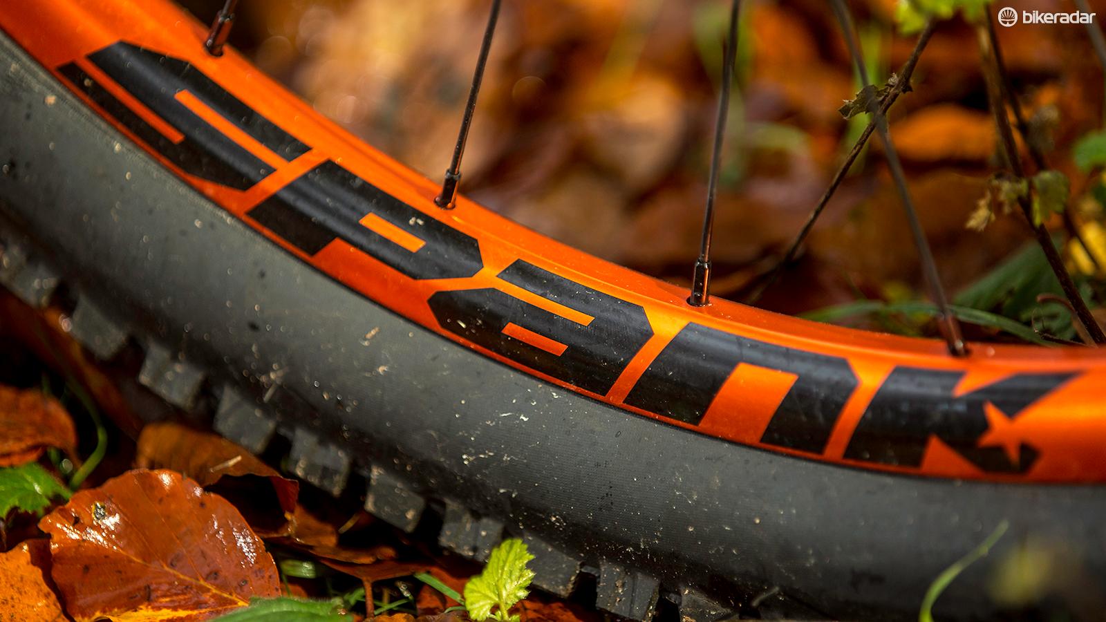 Production Privee Shan 27 917 frame review | BikeRadar Production Privee Shan 27 917 frame review | BikeRadar