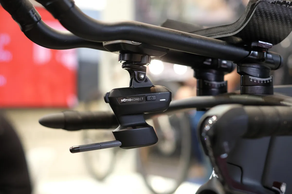 The Notio Konect measures wind speed, air density, rider speed and other things, then works with a Garmin Connect IQ app to display aero information on a newer Garmin Edge computer