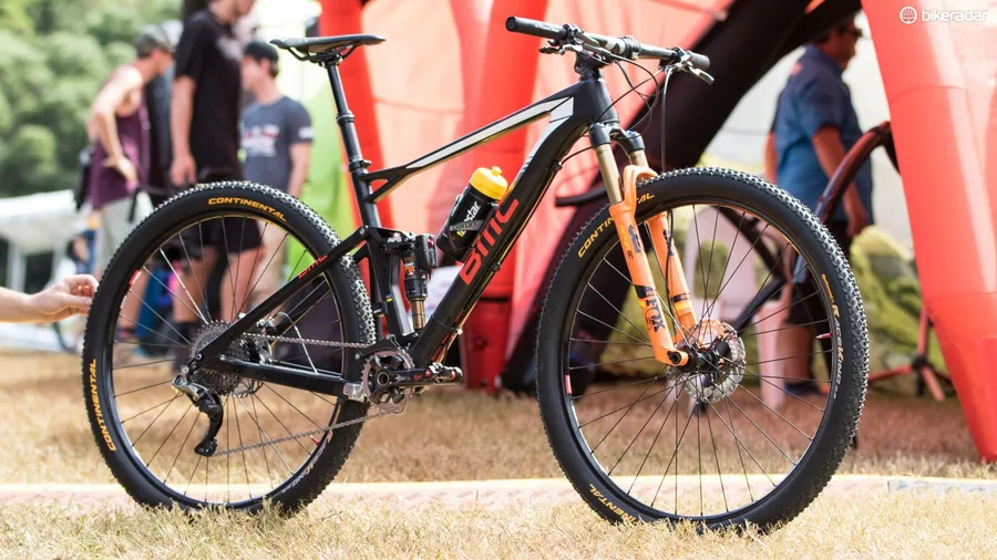 Julien Absalon on dropper post and Di2 in Cairns | BikeRadar