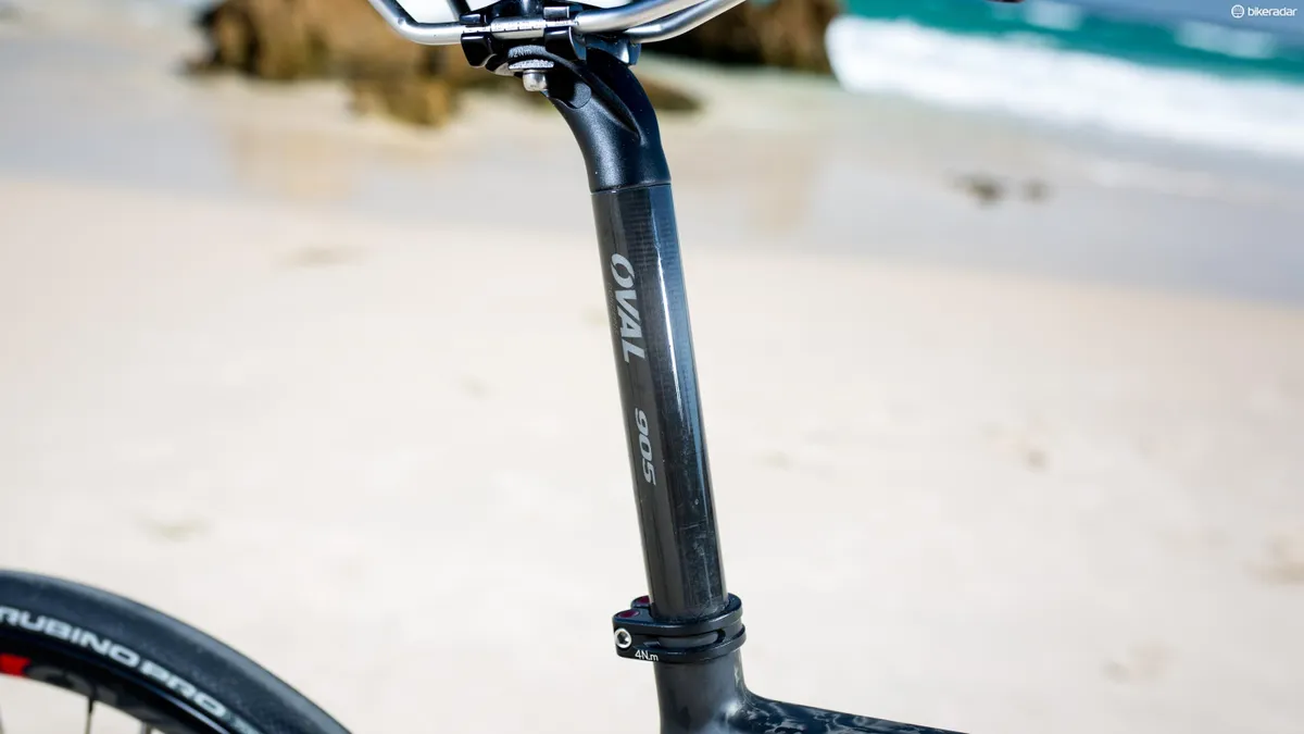 Oval Concepts 905 seatpost
