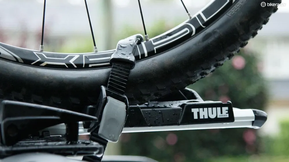 Thule Epos can fit any bike to your car – but it'll cost you nearly £1,000  - BikeRadar