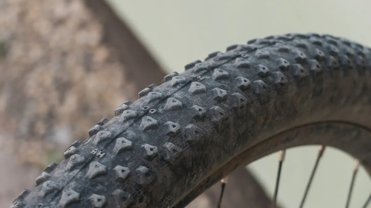 mountain bike tyre tread