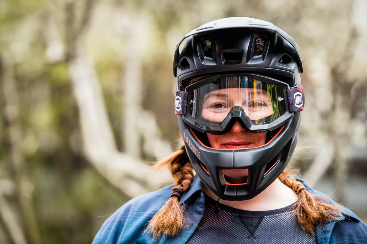 Aoife Glass wearing MET Parachute full face mountain bike helmet