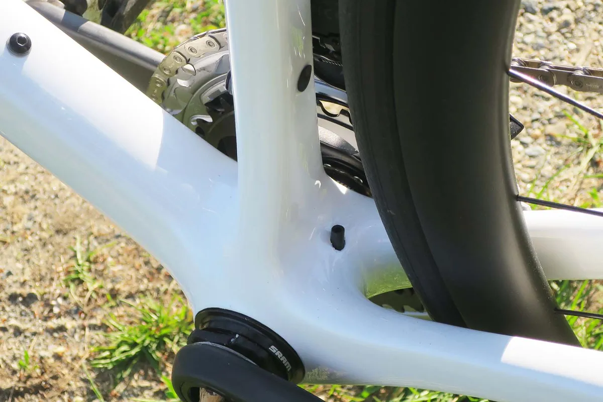 Chainstay showing tyre clearance on road bike