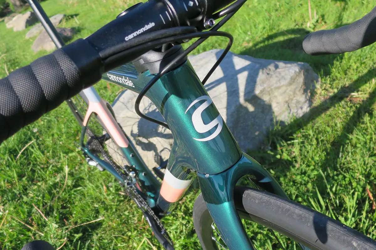 Stem and bar on green women's Cannondale SuperSix EVO road bike