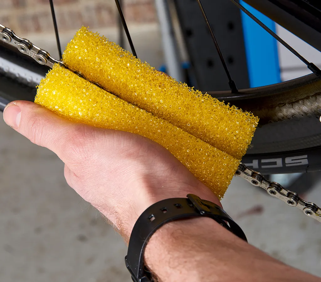 How to keep your chain clean