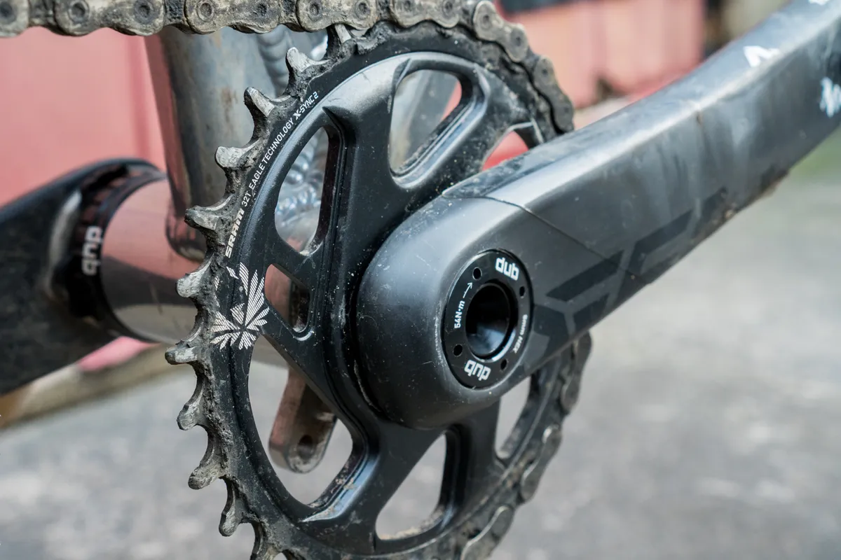 The narrow-wide teeth now refuse to keep the chain on when it's at a wide angle in the easiest gears on the cassette