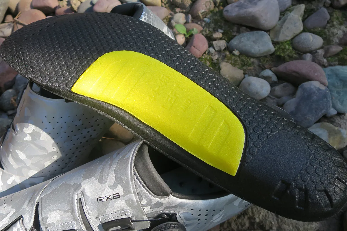 Interchangeable arch insole Shimano RX8 gravel shoe