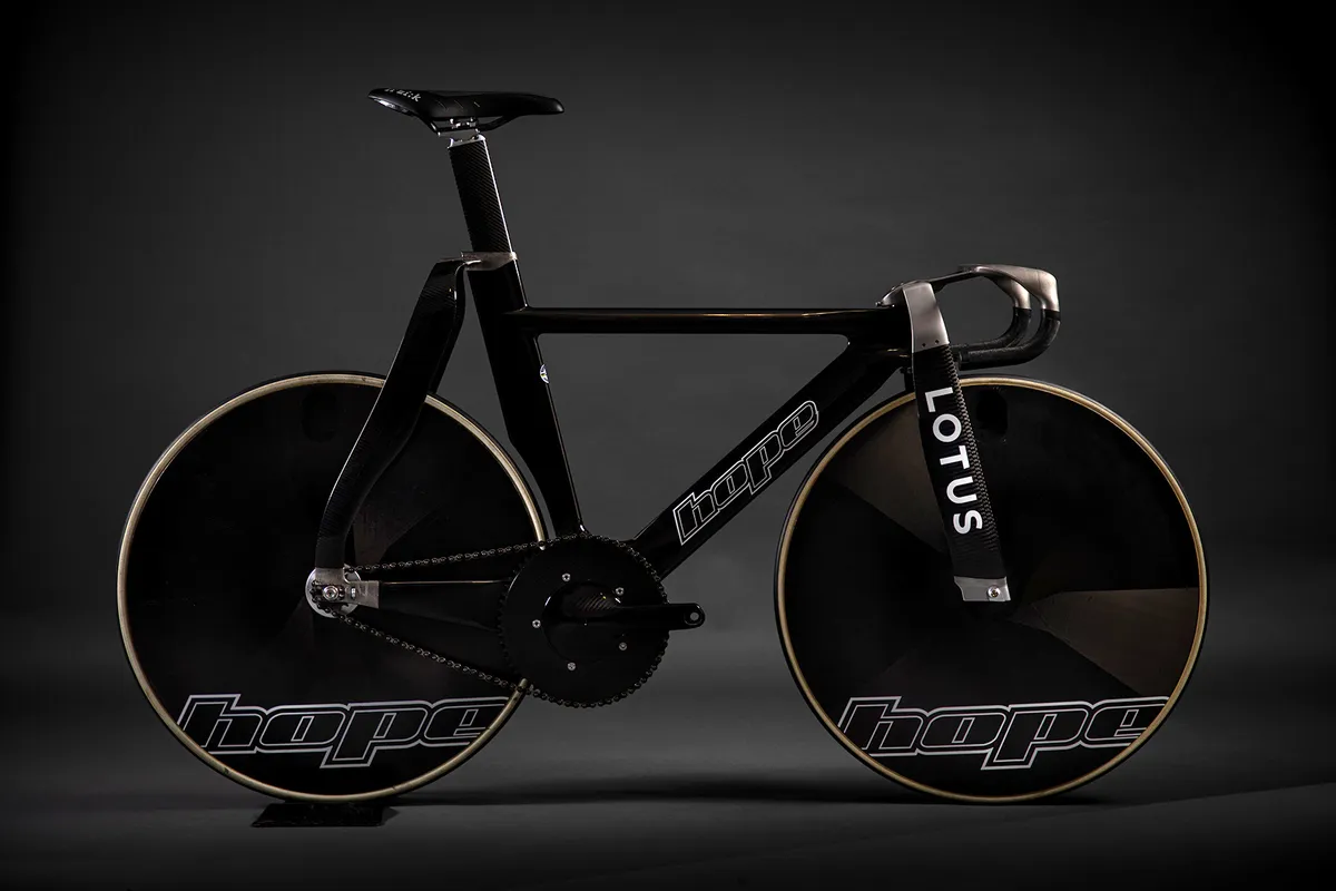 Hope/Lotus British Cycling bike HB.T track bike for 2020 Tokyo Olympics