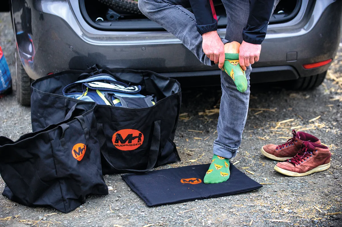 Mudhugger kit bag for mountain bikers