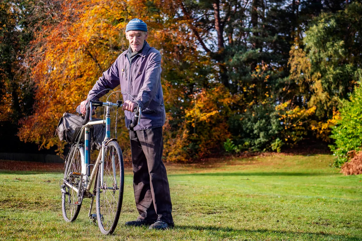 Russ Mantle with his Holdsworth bike