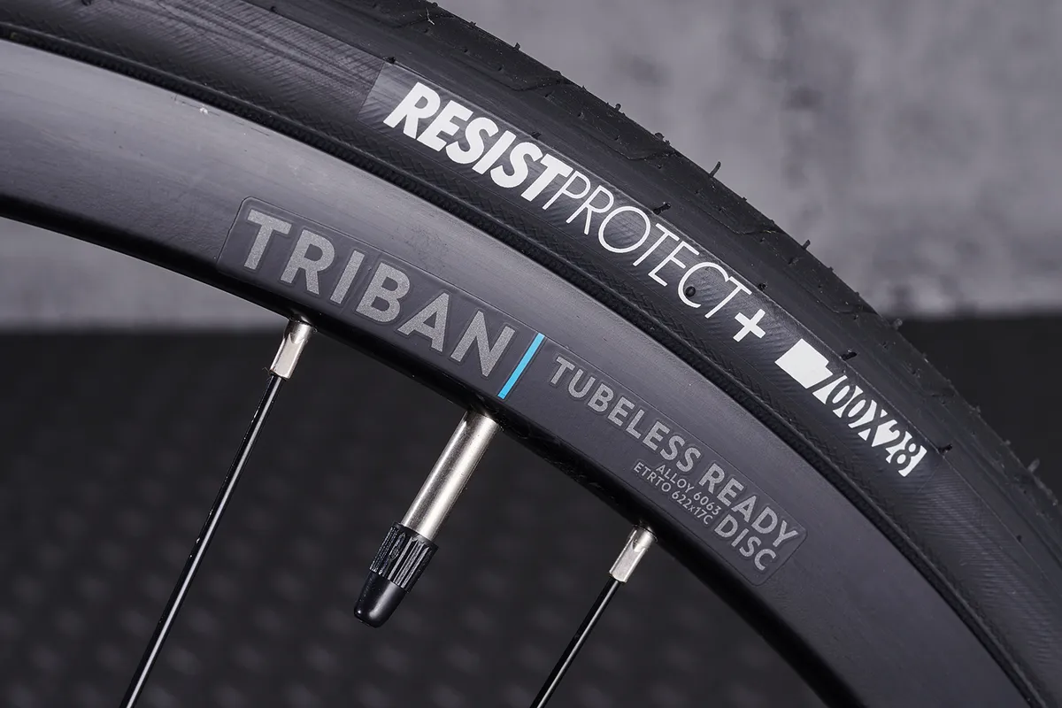 Resist tyre on a Triban tubeless ready wheel
