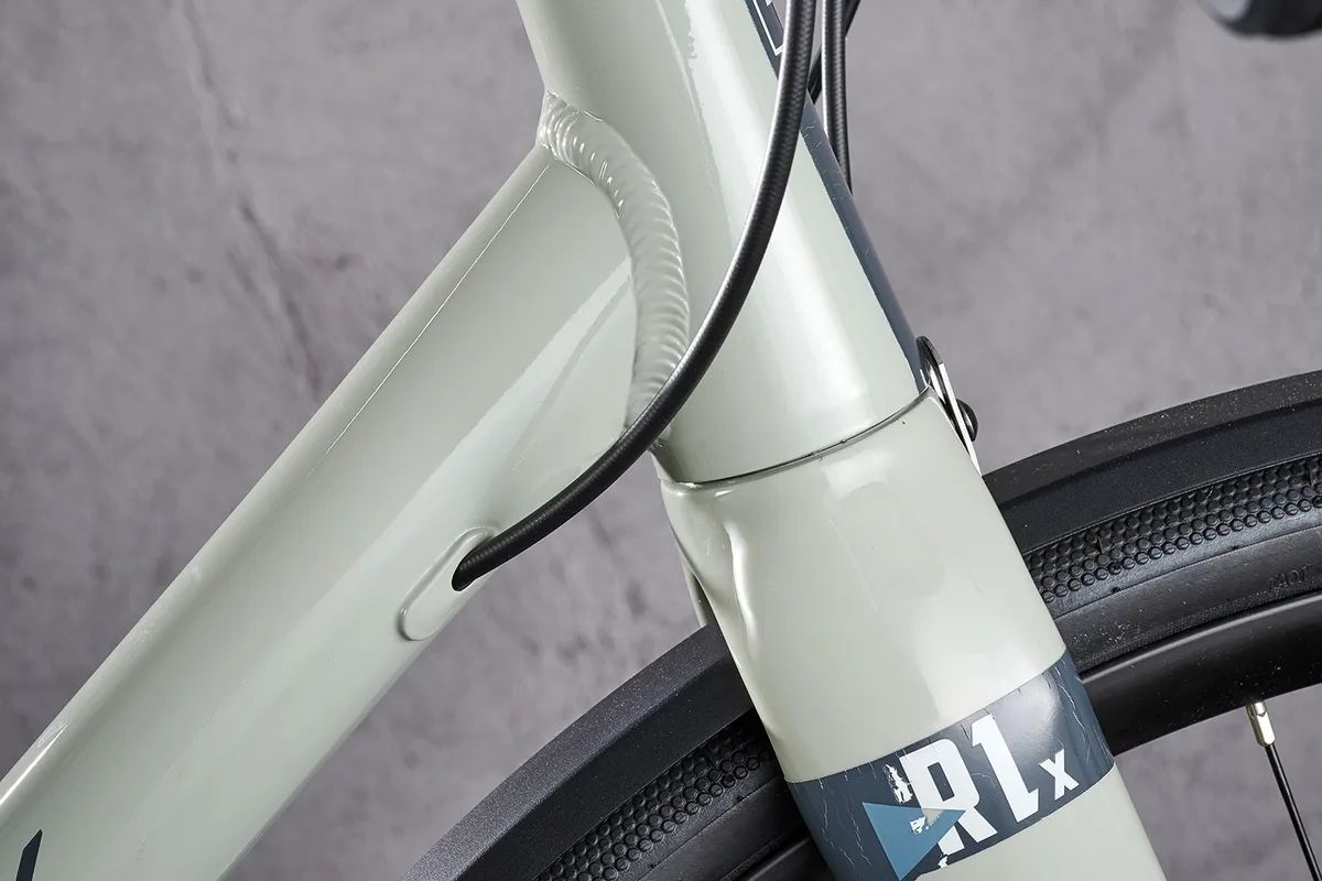 Frame of Kinesis R1 road bike showing the entry point of the internal cables