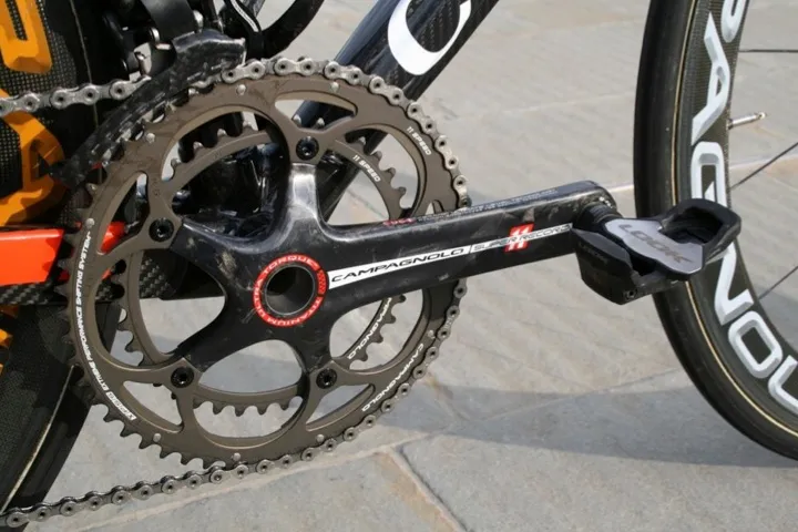 11-speed Campagnolo Super Record with 5-arm cranks