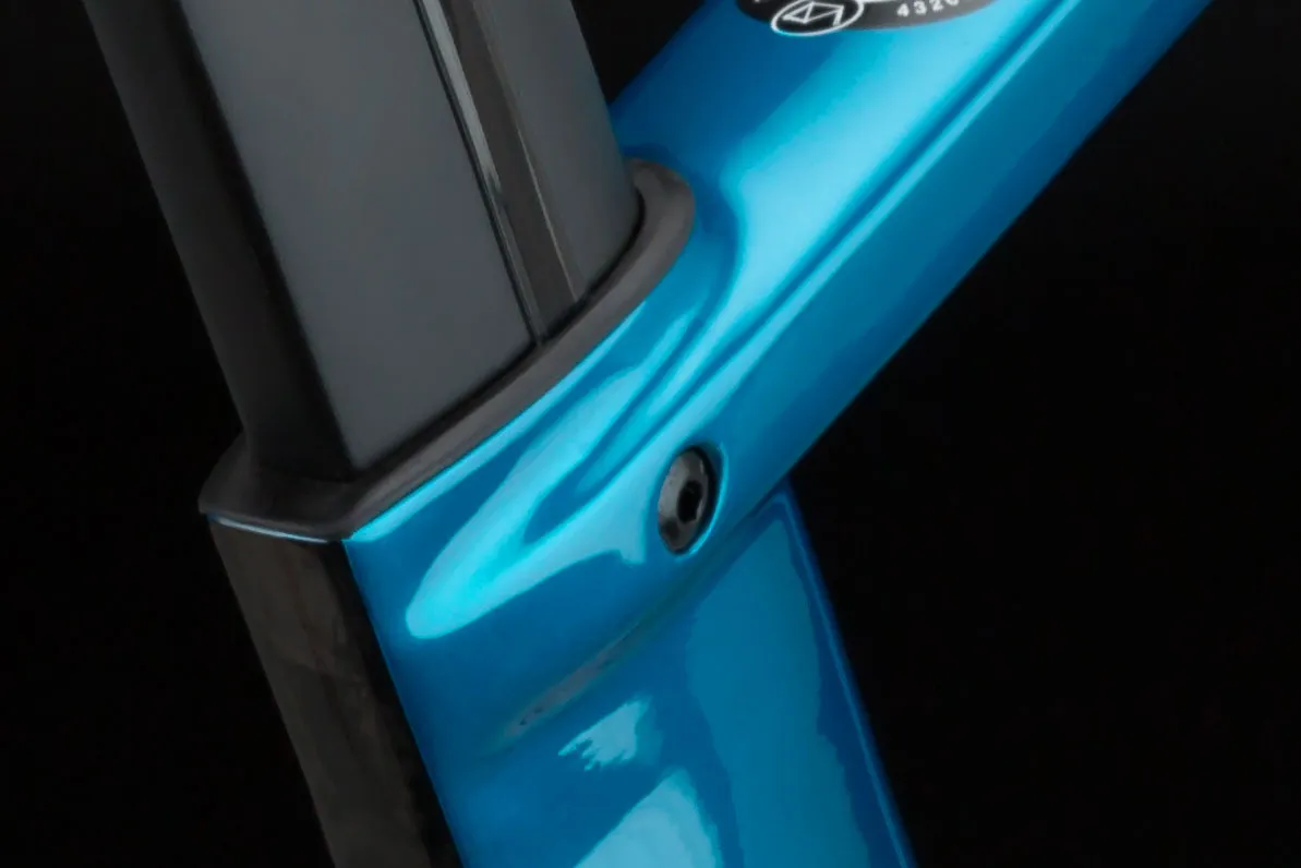Close-up of seatpost in frame