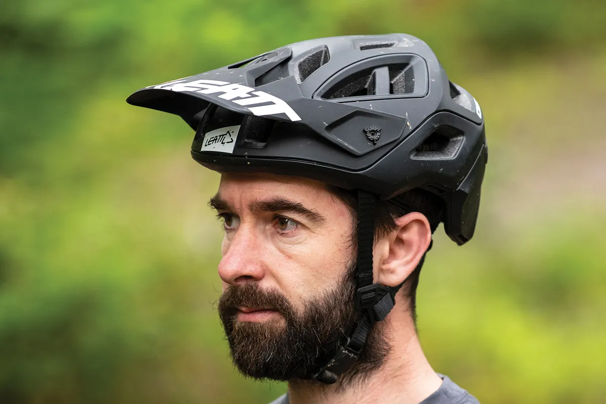 Convertible mountain bike helmet from Leatt in open face