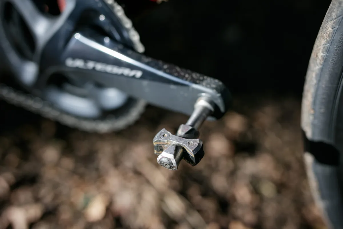 Speedplay Pavé pedal mounted to Ultegra crank