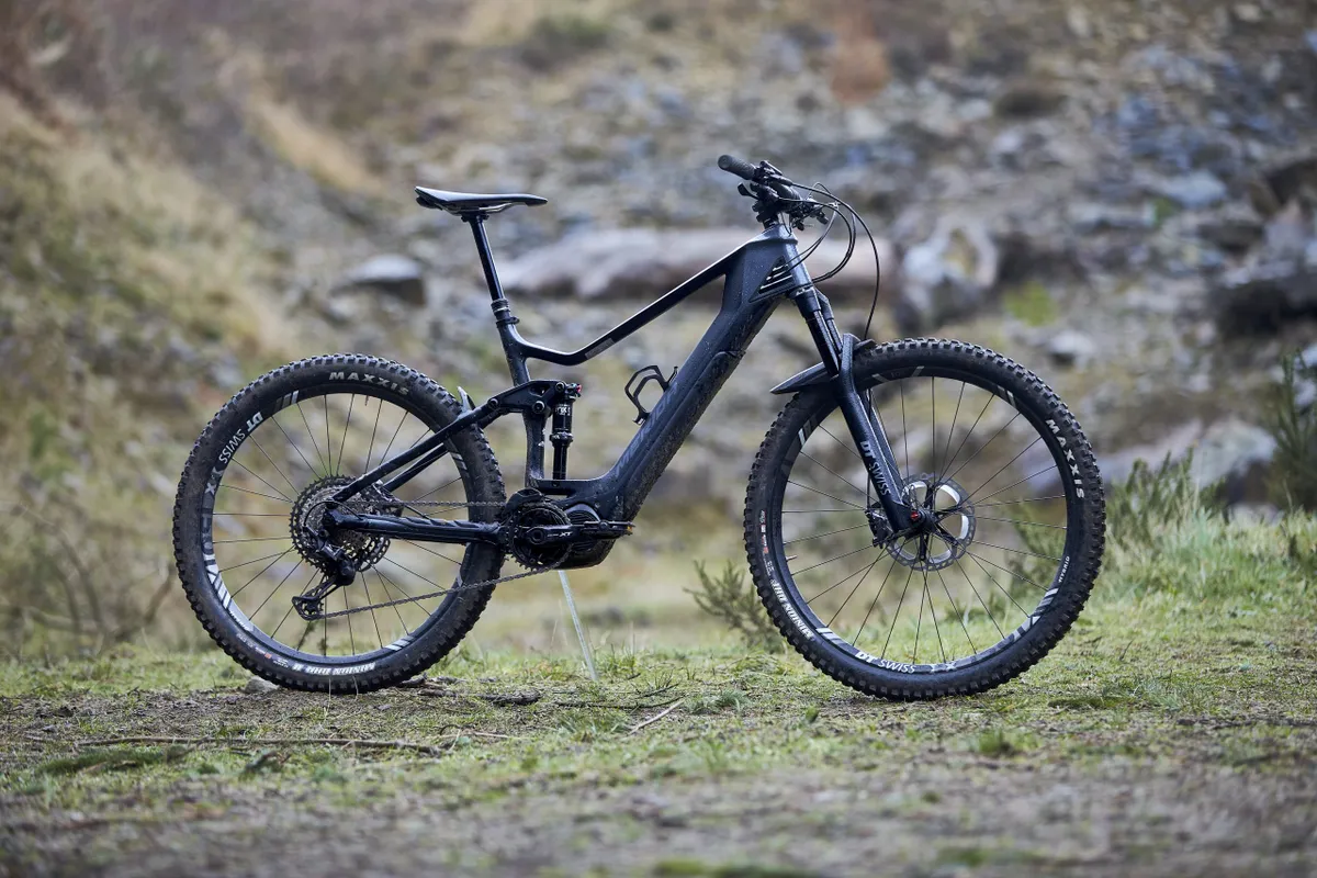 The Merida eONE-FORTY 9000 is the top-spec model of the range at £7,000