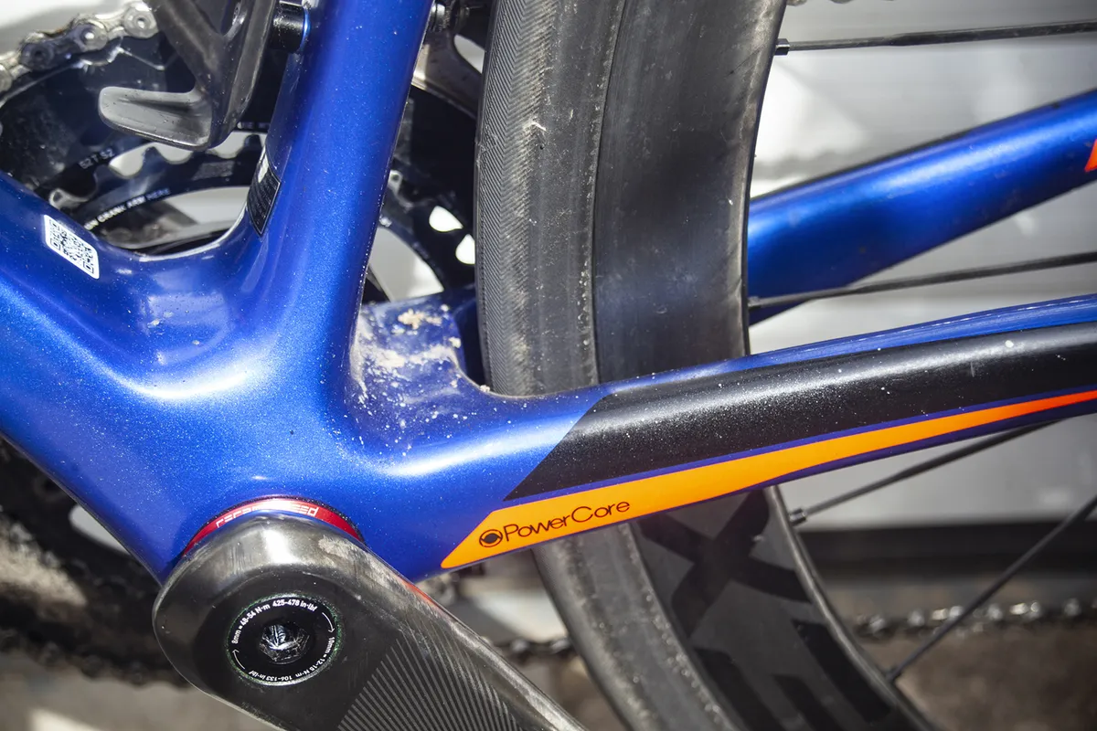 Bottom bracket on the 2020 version of the Giant TCR Advanced SL