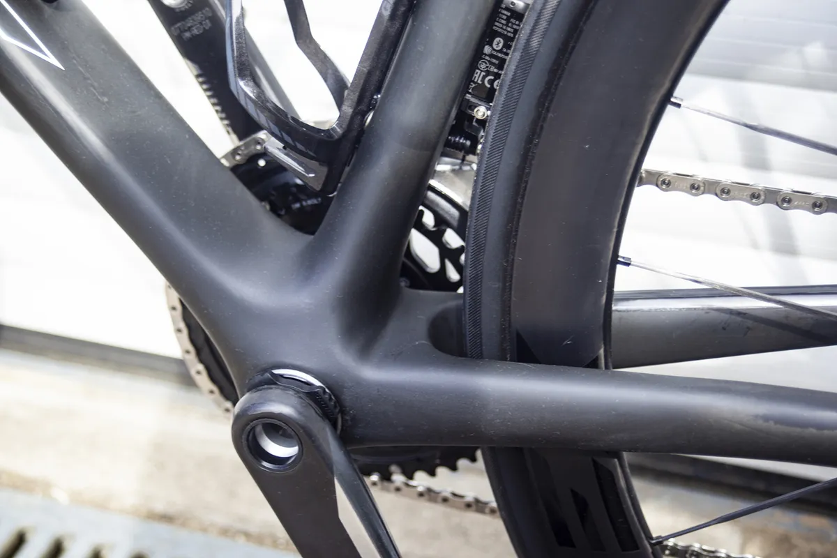 Bottom bracket on the 2021 version of the Giant TCR Advanced SL