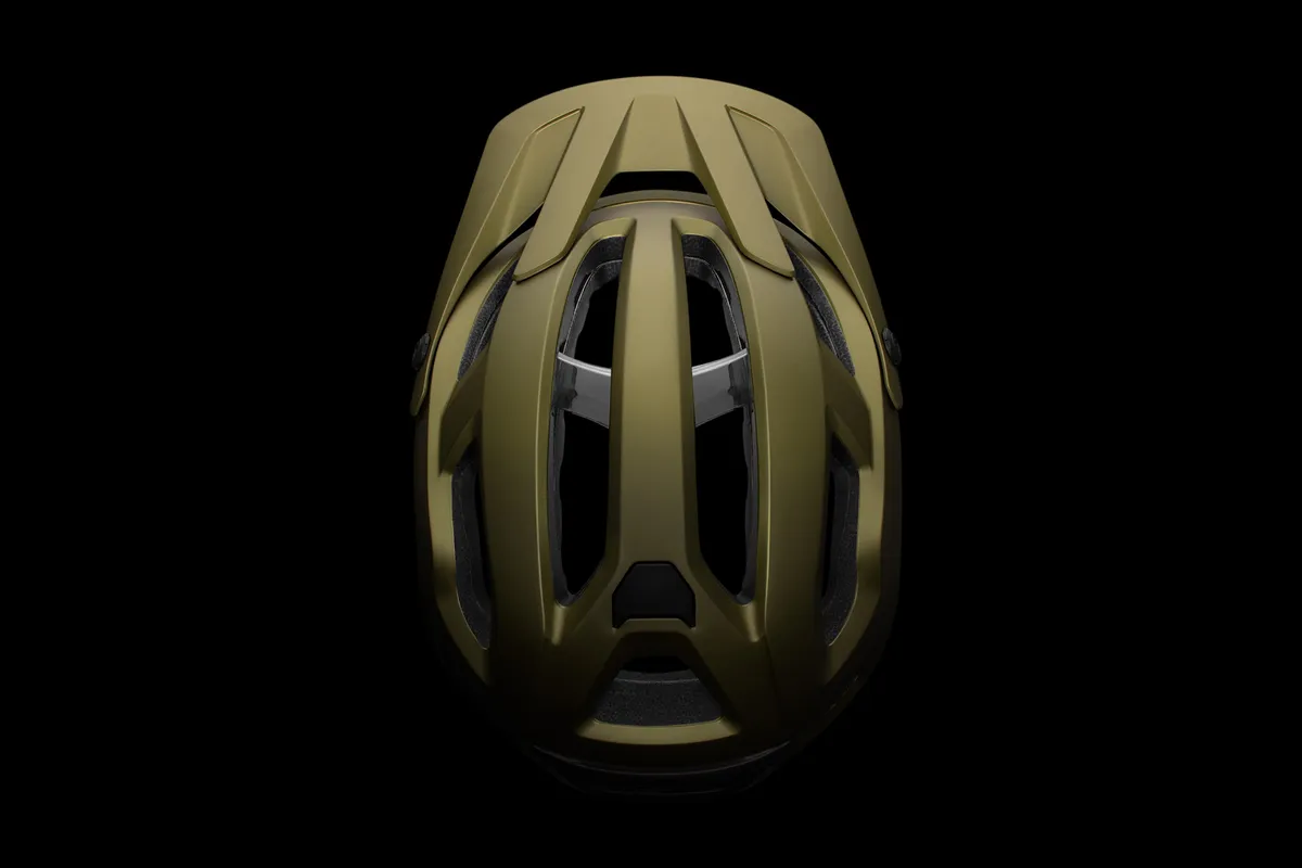 Giro Manifest Spherical MIPS mountain bike helmet