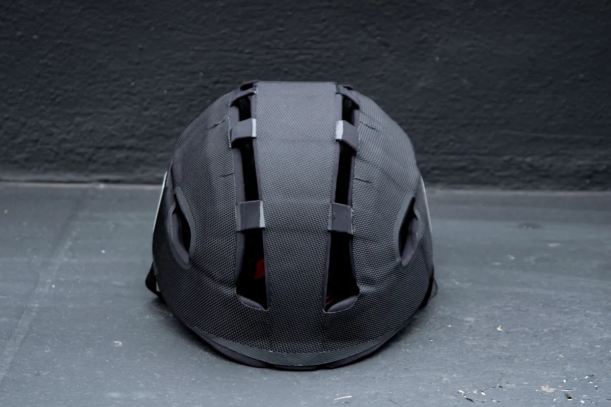 Hedkayse bike helmet front in black