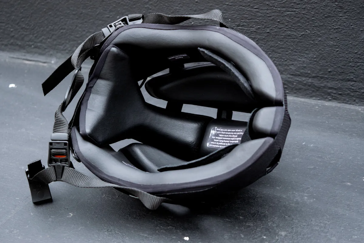 Hedkayse bike helmet inside pads in black