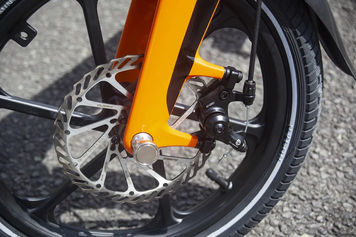 The MiRiDER One ebike come with disc brakes